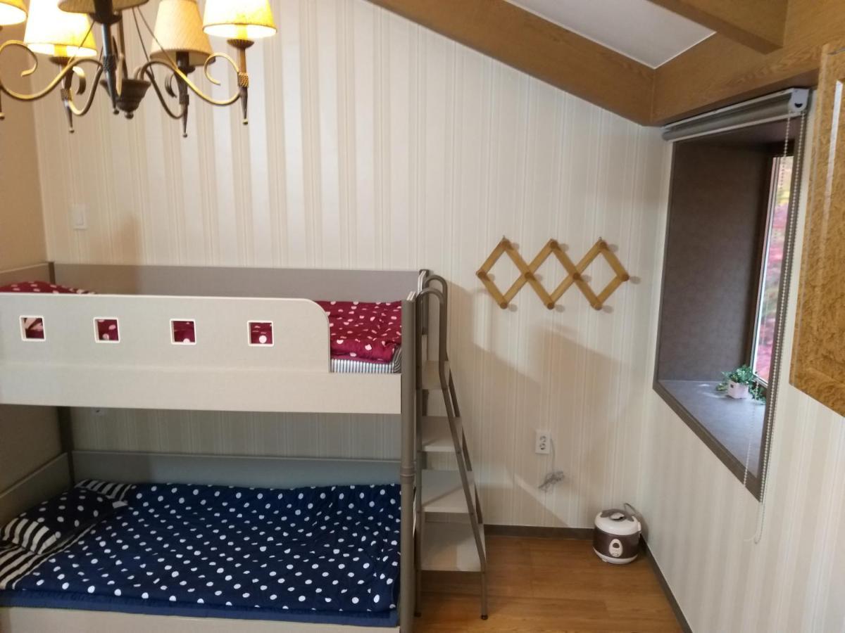 Sanaega Pension Villa Yangyang Exterior foto