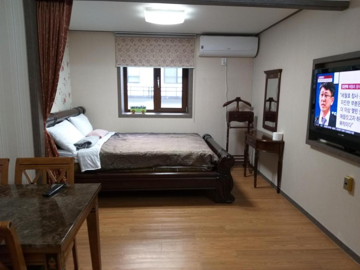 Sanaega Pension Villa Yangyang Exterior foto