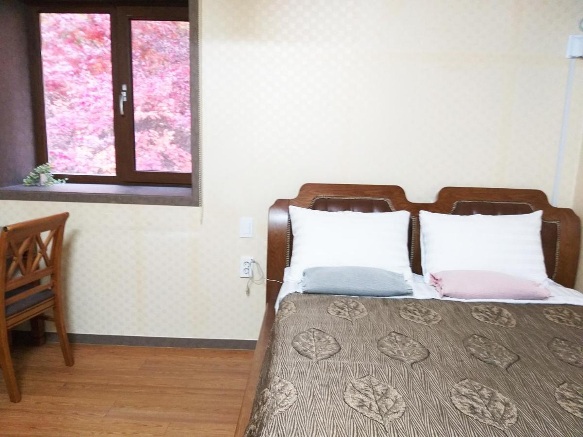 Sanaega Pension Villa Yangyang Exterior foto